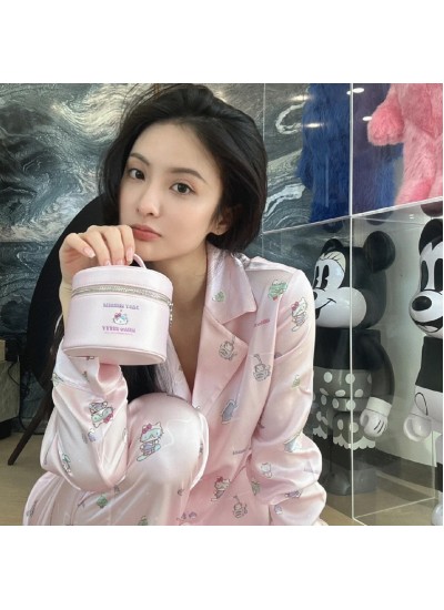 Cozy Hello Kitty Pink Pajamas: Soft Ice Silk for Sweet Dreams