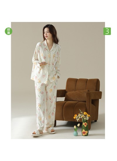 Autumn Tulip Print Cotton Pajama Set with Turn-down Collar for Women