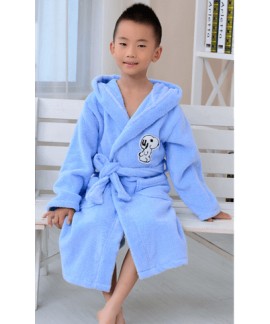 New Cotton Nightgrown Children Snoopy Hooded Thicken Warm Bathrobe Wholesale and Retail